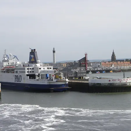 Ibis Calais Car Ferry-2